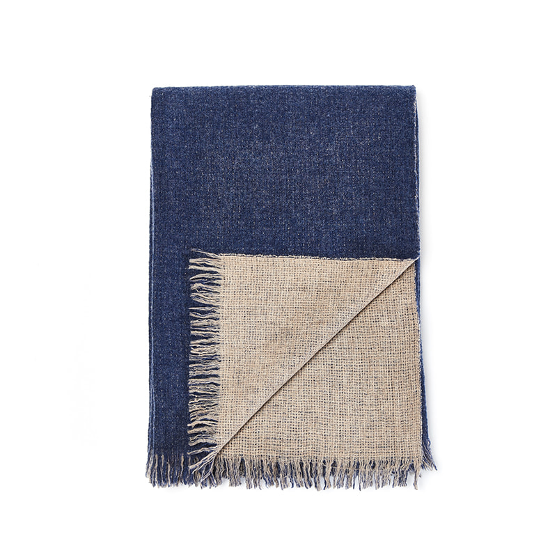 XH0006A MOUNTAIN-Washable Double Sided Australian Blanket  100% Australian wool 150*210 + 4*2