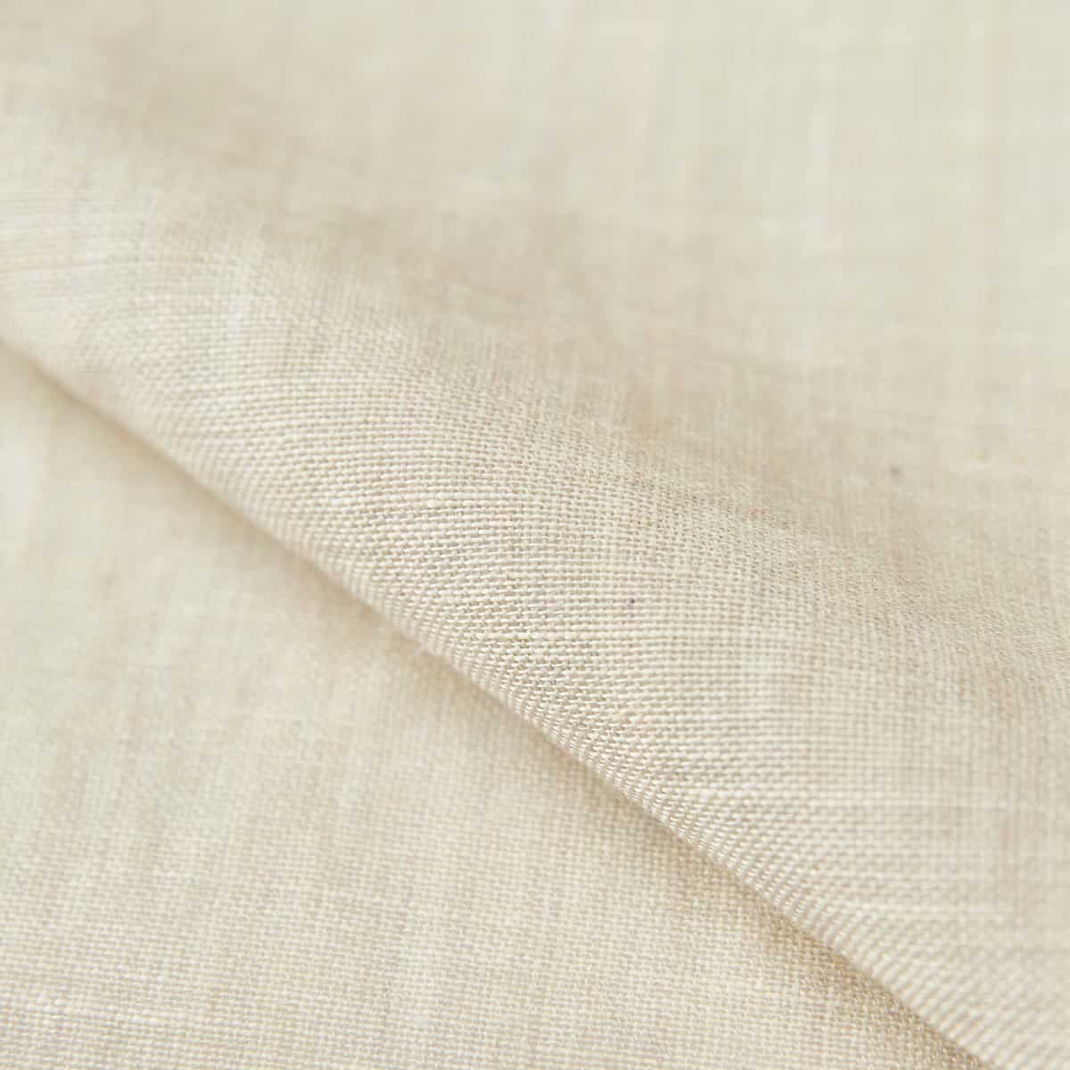 W19521-Upholstered furniture, sofa, panel, curtain, pillow 50.1%L 49.9%W 