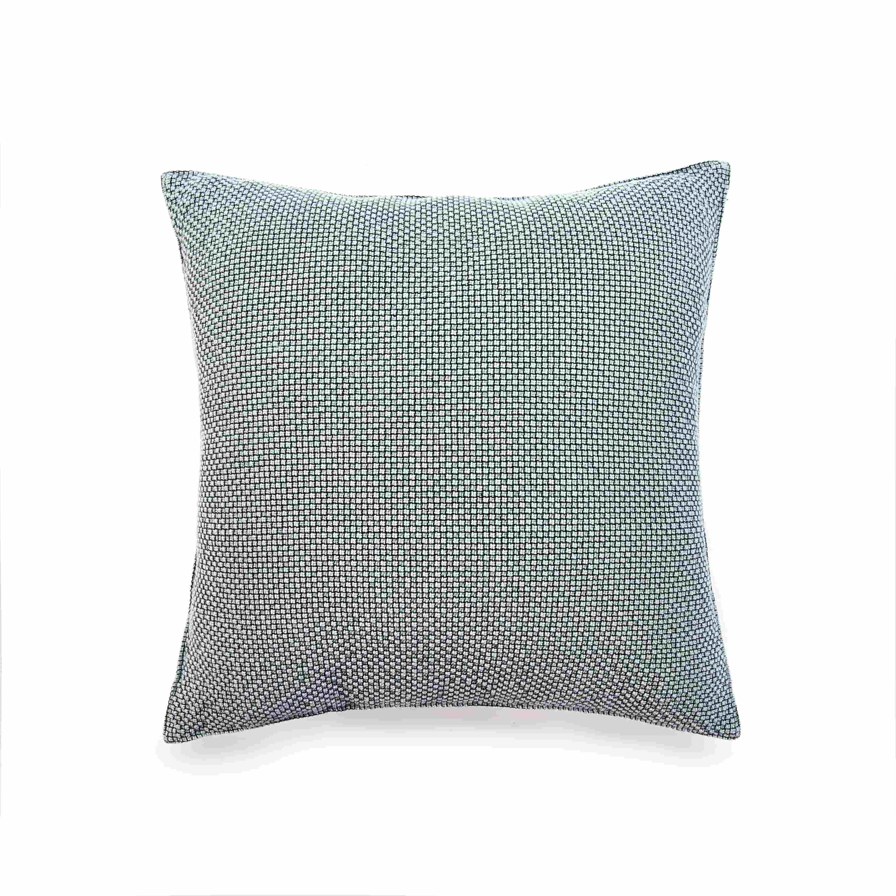 P19056-168 pillow 100%P